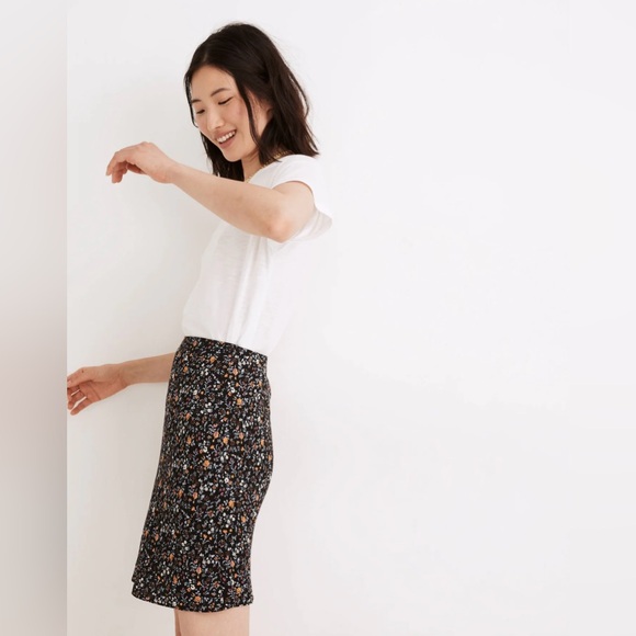 Madewell Mini Slip Skirt in Folkmagic Floral - Picture 2 of 8